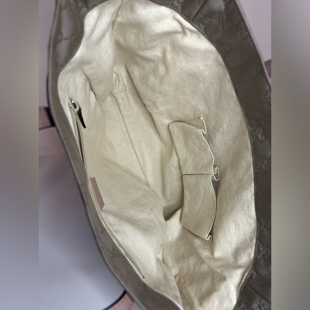 #125 Gucci GG Monogram Satchel Tote Bag - Nylon w/ Leather Accents - Picture 15 of 17